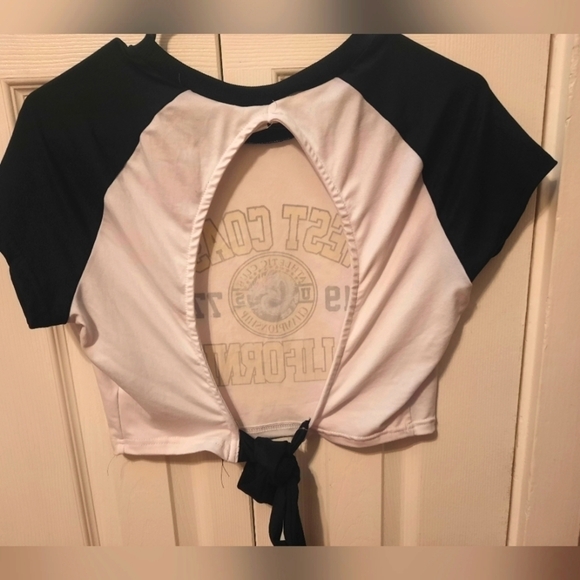 Westcoast Crop With Open Back - Picture 2 of 2